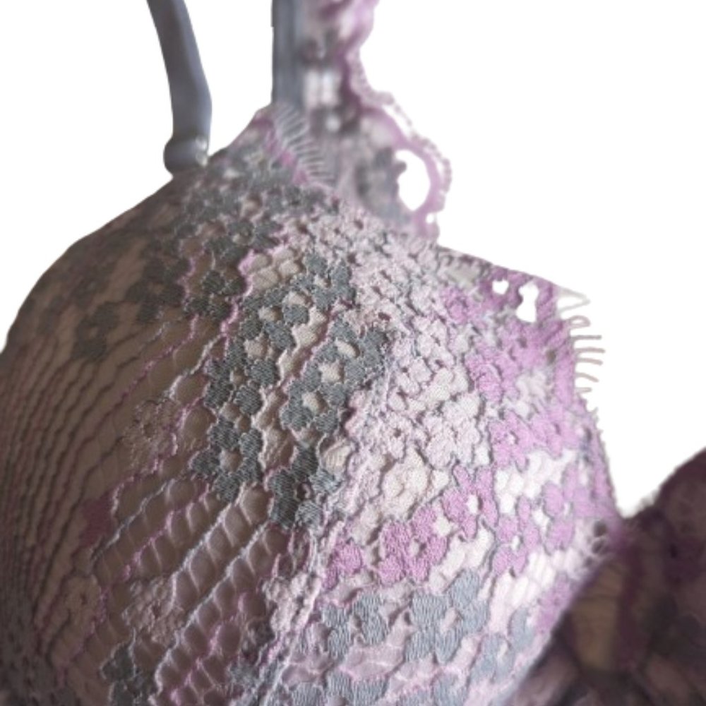 Victoria's Secret Pink Lace 32C/70C Sexy Underwire Push Up Padded Bra NWT! - Picture 3 of 8